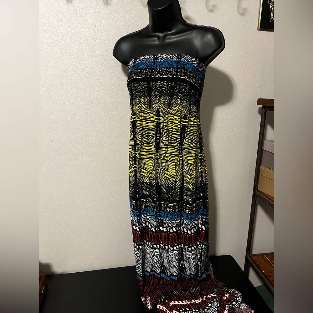 Xhilaration women’s strapless maxi dress. Tribal print. SizeXL. Like New